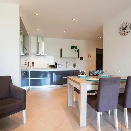 Apartman Santo Amaro - D *